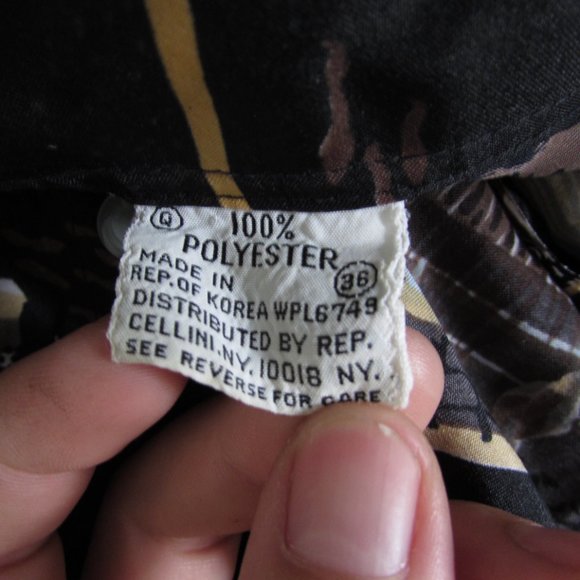 VINTAGE 1970s Black Polyester Volcano Button Down Shirt - Picture 7 of 7